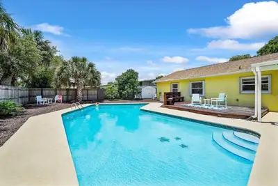 Image de đź’¦Mariners Delight, Boat Ramp, Rv Parking, Tennis, Pool home đź’¦!