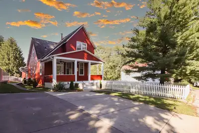 Image de The 1801 House: A beautiful historic home in the Ste Genevieve Historic District