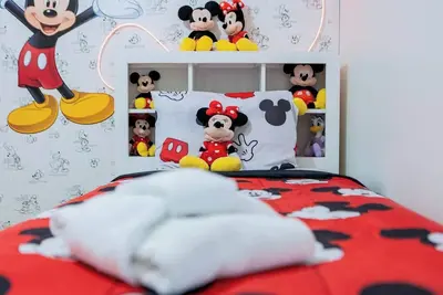 Image de Large Home w/ Private pool, Clubhouse, Near Parks