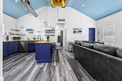 Image de Moonlight Dreams- Gorgeous 3 Bedroom Home close to the beach