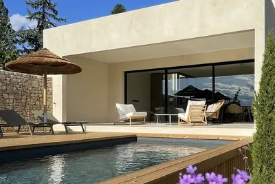 Image de Les Loges en Provence - Villa Contemporelle