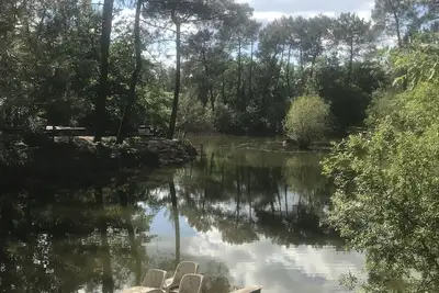 Image de Cabane Ă la ferme avec piscine couverte et jacuzzi