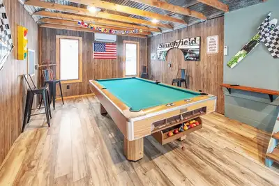Image de Clean Fresh Spacious in Lake Harmony!