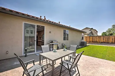 Image de 12 Mi to Riverwalk District: Quiet Reno Retreat