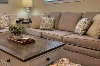 Image de Cute, fully furnished home close to downtown Boyne city!