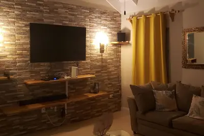 Image de A home away from home is a villa  located in a quiet gated community in St Ann.