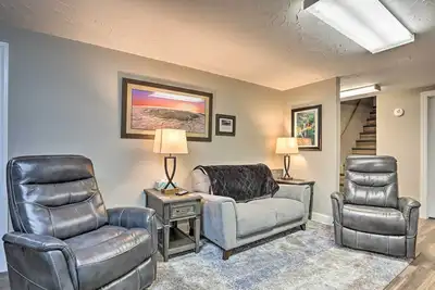 Image de Walk to Main St: Sturgis Apt w/ Grill!