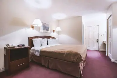 Image de Sky-Palace Inn McCook - 1 Queen Bed Ns