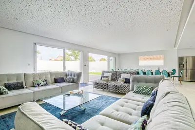 Image de Magnifique villa pour grande famille avec Piscine