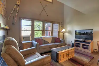 Image de Treetop Overlook | Pool & HotTub - By Flc, Town, Trails&Golf - Ferringway#33