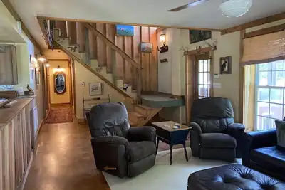 Image de Safe Clarksdale Stay\/Secluded 2600 sqft Barn House