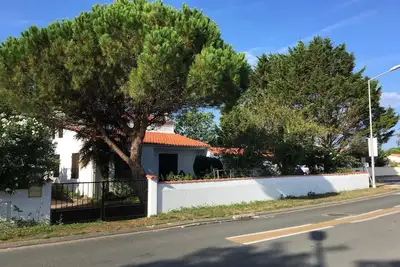 Image de Maison de famille avec jardin, 400m de la plage