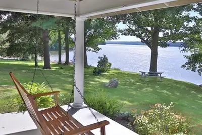 Image de Breezy Point -New construction, amazing waterfront, apartment on Canadarago Lake