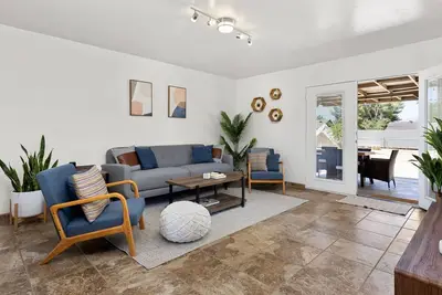 Image de La Habra - ⭑New⭑ Big Back Yard, Games, Near Park!