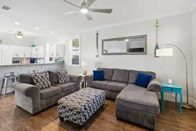 Image de Wonderful Home Close to the Beach w/Shared Pool & Hot Tub, Free WiFi, Ac