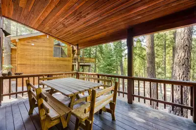 Image de Friendly Home with Fast WiFi, and Gas Fireplace