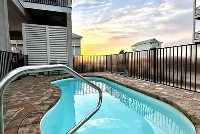 Image de Private Pool w (option to add heat) North Cape, Amazing Gulf and Bay views! ! !