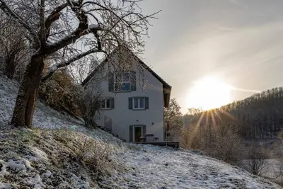 Image de Cottage in the countryside with fireplace, sauna, breathtaking view of the valley, several terraces, 1500sqm plot 1. 6m high fenced.