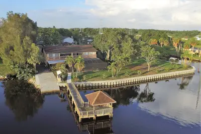 Image de Discount offer From May to Sept. Beautiful Pool Home, with views of the bay,