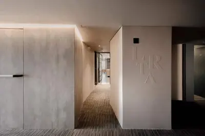 Image de 8 bedroom luxury balcony + Concierge Service