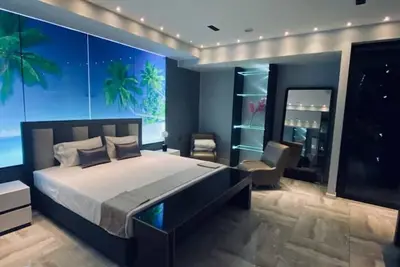 Image de 10 rooms 1Million suites in Parque Lleras
