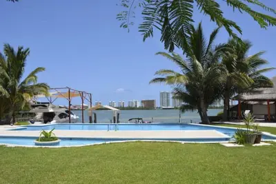 Image de Villa:2 looking at Nichupte Lagoon