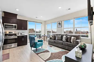 Image de 2br★Penthouse★Hidden Gem💎*Skyline view*Ewr