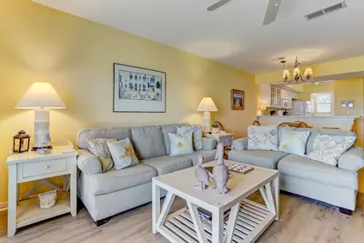 Image de 609 Sailmaker - 2 Br Ocean Front