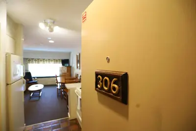 Image de Spend your Vacation in at Inns of Waterville Valley! (306)