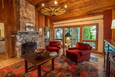 Image de Peaceful Getaway in The Woods