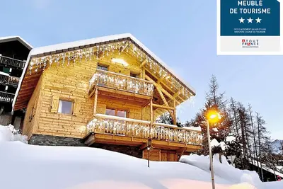 Image de Chalet Pierra - Pied Des Pistes - 11 pers. WiFi. Animaux Ok. Commerces Ă 200m