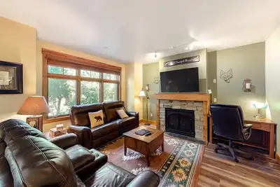 Image de Condo on Sierra Star Golf Course w/ Shared Hot Tub & Firepit - Near Eagle Lodge