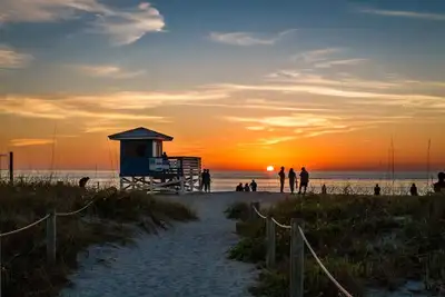 Updated home, minutes walk to the beach, parks, & shopping