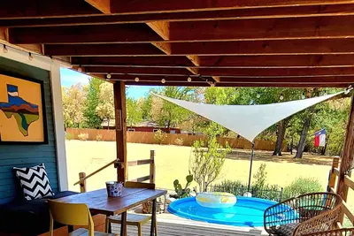 Image de Remodeled Modern Farmhouse on acreage near All area attractions🌳