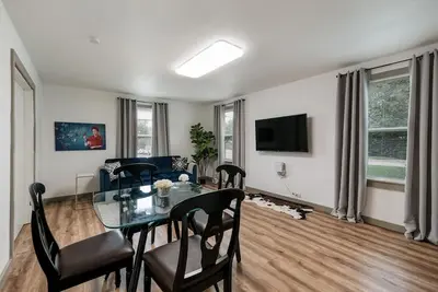 Image de 102mab - 50% Off Monthly rental : New Cozy 1br Apt in Sa