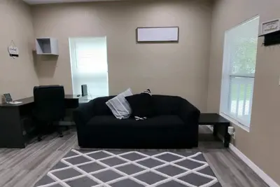 Image de This unique 3 bedroom, 1 bath home rental nearby downtown Arcadia, Fl.