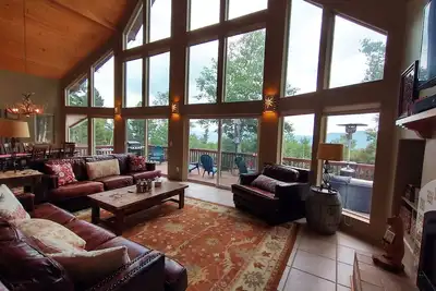 Image de Secluded Mountain Getaway with Million Dollar Views, Pet Friendly