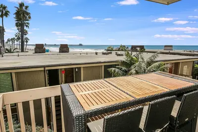 Image de D108 - Luxury Remodel with Ocean Views *Super close to beach * North Coast Village