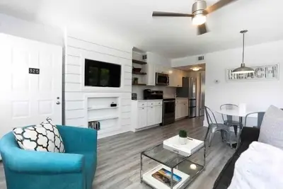 Image de Newly renovated 1 bedroom 1 bath Condo!