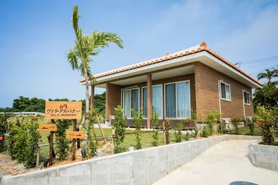 Image de A condominium featuring red roof tiles It is a q / Miyakojima Okinawa