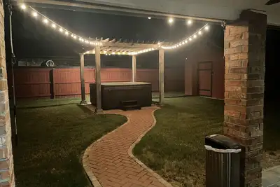 Image de The Corner Spot with a hot tub! !