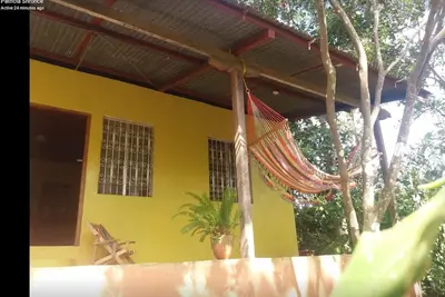 Image de Perfect Jungle Getaway. Close to Adventure, Miles Away From Ordinary.