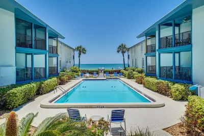 Image de Pristine Anna Maria Island Beachfront Condo