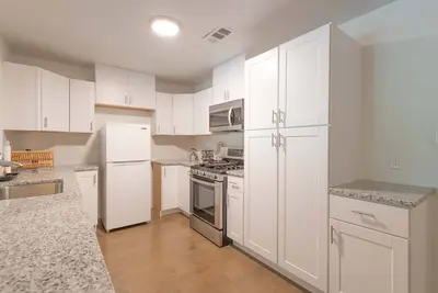 Image de Near the Domain! Pool Table🎱 Arcade🕹Stay In Luxury Home💎🚿Spacious🏡