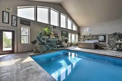 Image de Flawless Durango Home w/ Theater + Pool Table