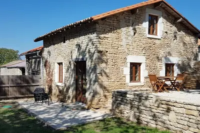 Image de Old Atelier Gite: 4-Étoiles, Ancienne Pierre, Rénové, Jardin Privé, Wifi Gratuit