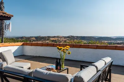 Image de Bella Noche Hilltop Ranch-Stunning Hilltop Retreat overlooking Paso!