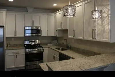 Image de Luxury 3 bedroom full condo