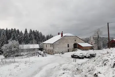 Image de Refuge Sous La Joux - Gîte La Cahute