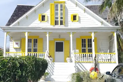 115 year old Heritage Bahamian house